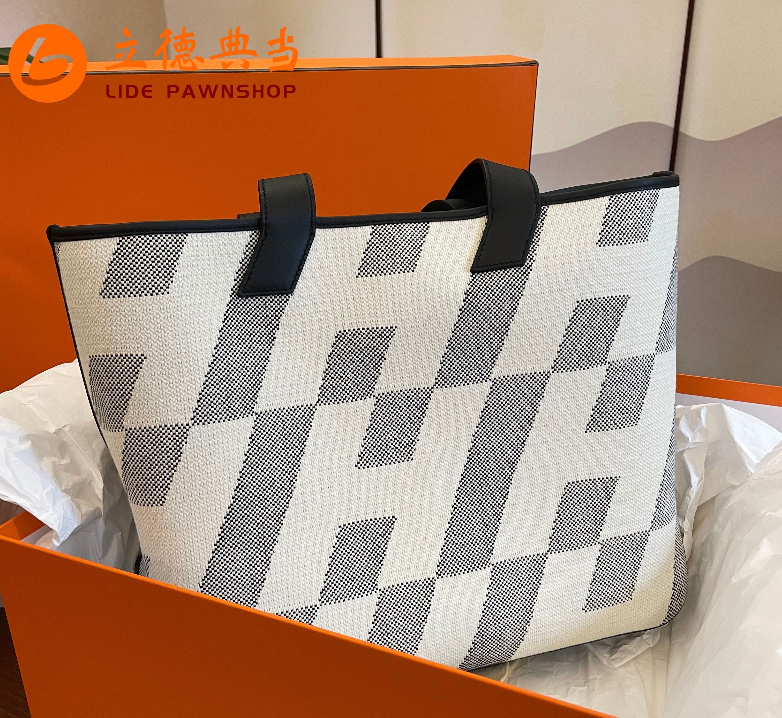 關稅催生＂囤貨黨＂？愛馬仕包包換錢買iPad